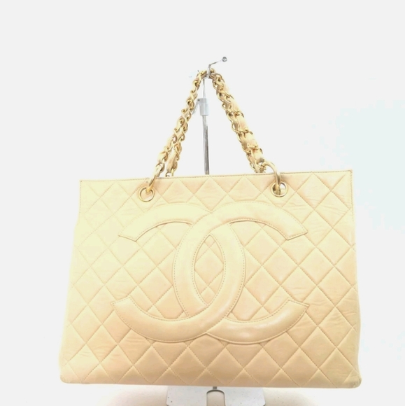 🎉🎉HP🎉🎉CHANEL Beige Lambskin Grand Shopper Tote - Picture 1 of 16